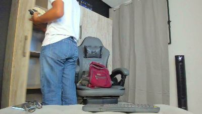 dominicfrost live cam on Cam4