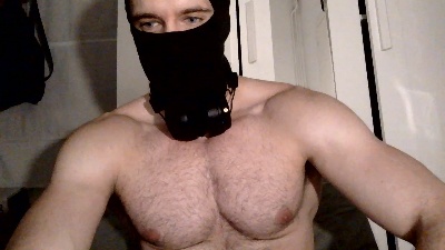 domm93 live cam on Cam4