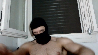 domm93 live cam on Cam4