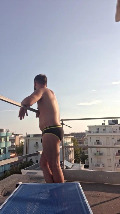 dongabriel9 live cam on Cam4