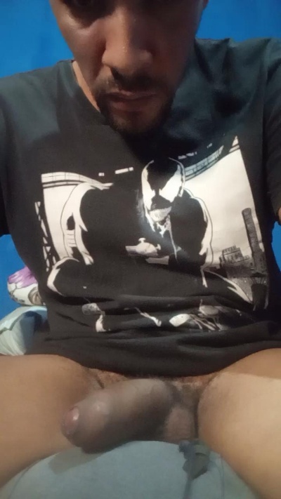 dotadovergud4 live cam on Cam4