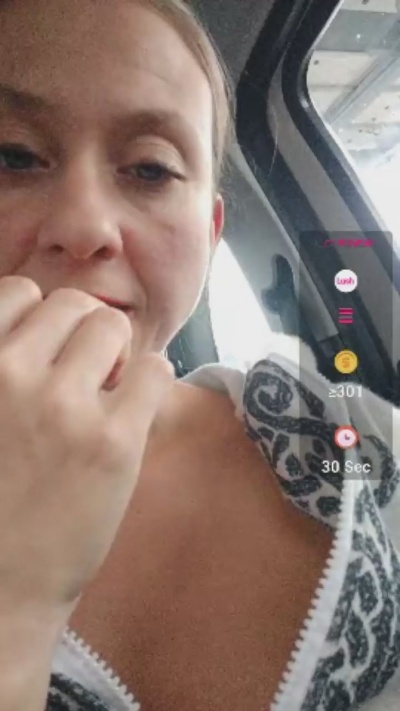 doucebrune68 live cam on Cam4