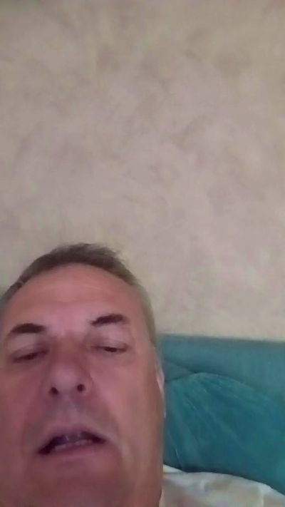 doumes62 live cam on Cam4