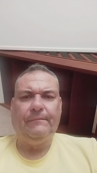 doumes62 live cam on Cam4