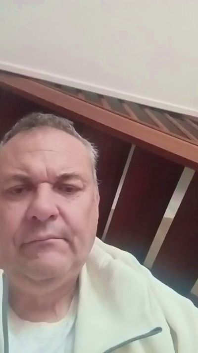 doumes62 live cam on Cam4