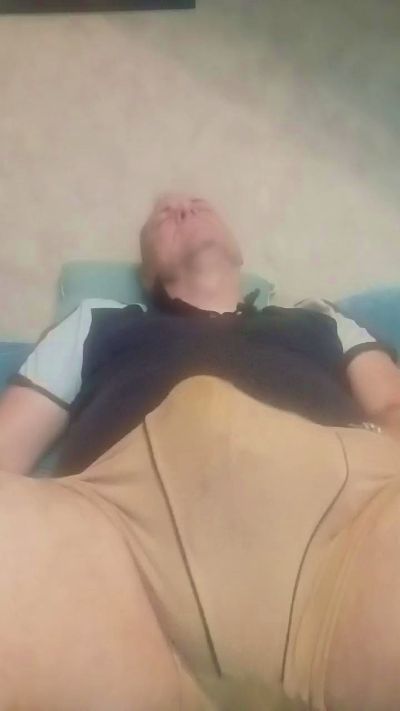 doumes62 live cam on Cam4