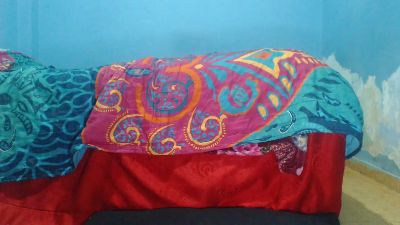 dracaris_grey1 live cam on Cam4