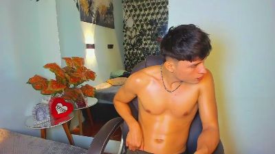 drago_ivan live cam on Cam4