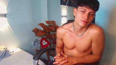 drago_ivan live cam on Cam4