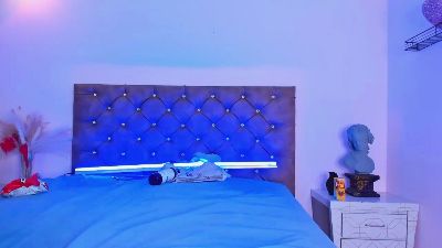 drake_and_zara live cam on Cam4