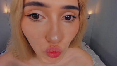 dreamira live cam on Cam4