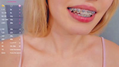 dreamira live cam on Cam4