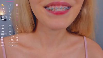 dreamira live cam on Cam4