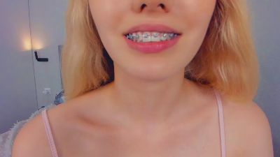 dreamira live cam on Cam4