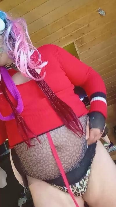 dressedZombie live cam on Cam4