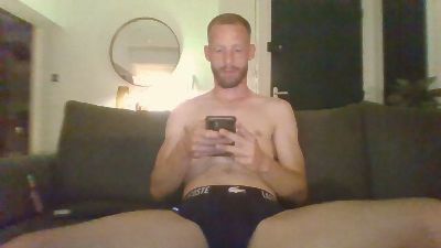 drndlcs1993 live cam on Cam4