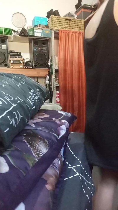 dubvibe_germany live cam on Cam4