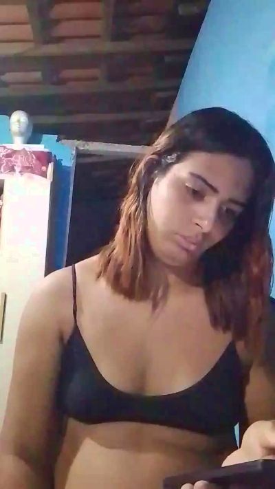 dudatrans252 live cam on Cam4