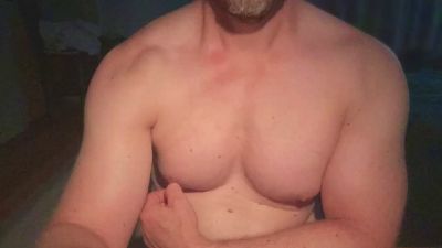 dude_bln09 live cam on Cam4