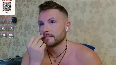 duglasbain live cam on Cam4