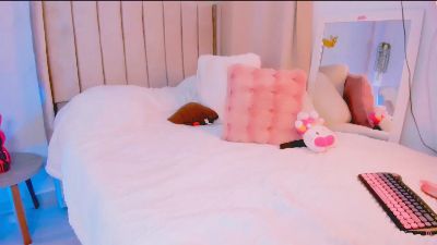 dulce_doll live cam on Cam4