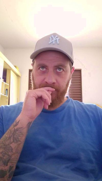 dun09 live cam on Cam4