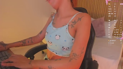 duna23_ live cam on Cam4