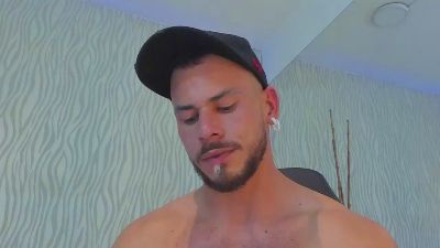 dylan_jacobx live cam on Cam4