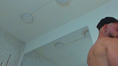dylan_jacobx live cam on Cam4