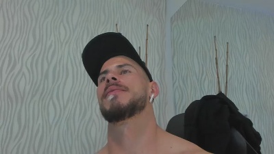 dylan_jacobx live cam on Cam4