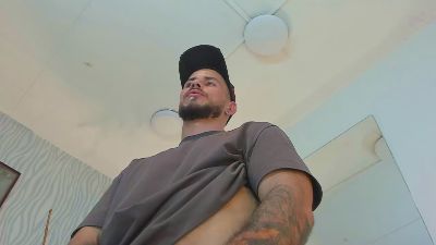dylan_jacobx live cam on Cam4