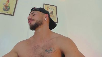 dylan_jacobx live cam on Cam4