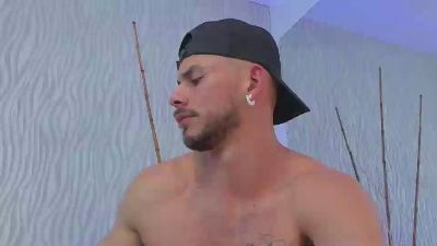dylan_jacobx live cam on Cam4