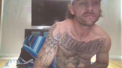 dylannielsen32 live cam on Cam4