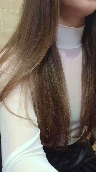 dzinblondi live cam on Cam4