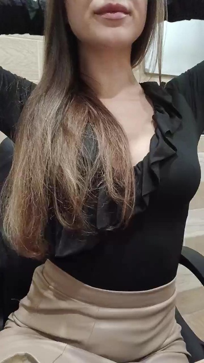 dzinblondi live cam on Cam4