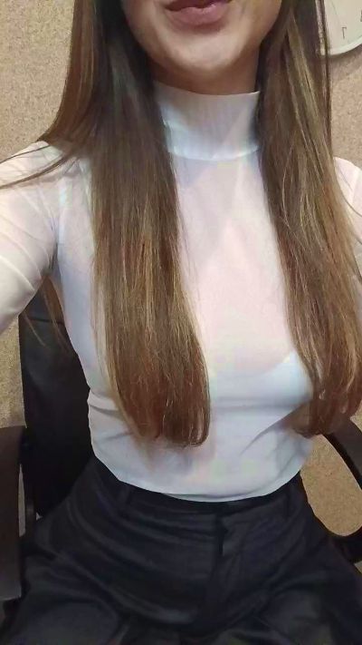 dzinblondi live cam on Cam4
