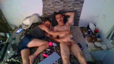 dzznutzz9 live cam on Cam4