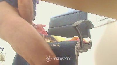 earthman40 live cam on Cam4
