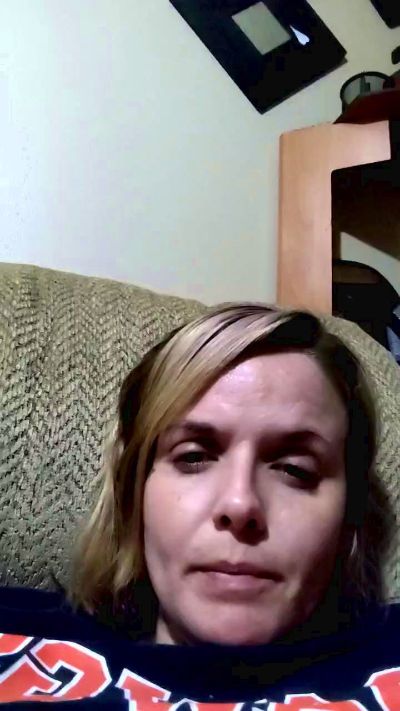 eazy_breezy live cam on Cam4