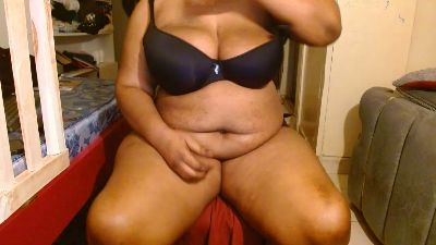 ebony24 live cam on Cam4