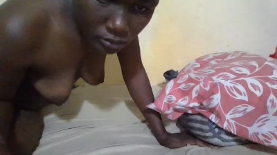 ebony_vanillah live cam on Cam4