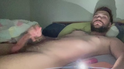eddyu98 live cam on Cam4