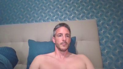 edgarpoe69 live cam on Cam4