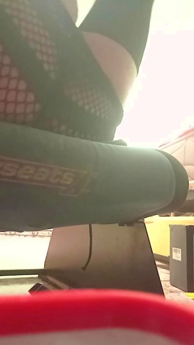 edu69692 live cam on Cam4