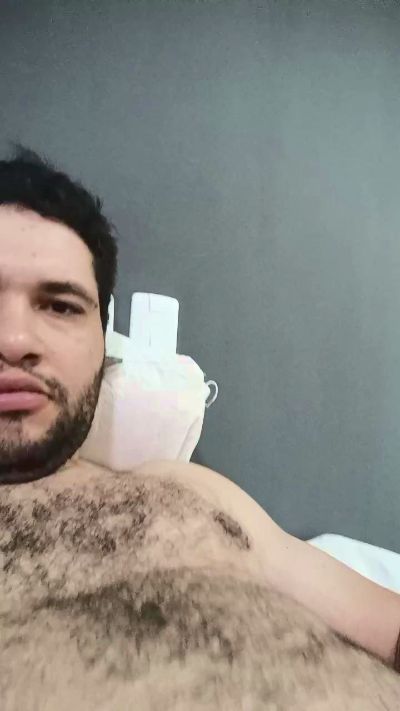 edwinsantos live cam on Cam4