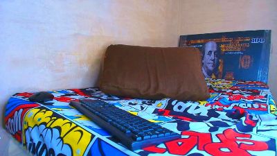 edwuar5 live cam on Cam4