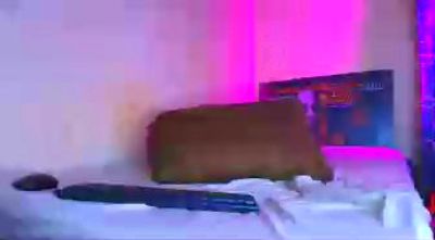 edwuar5 live cam on Cam4