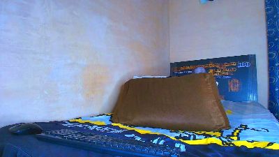 edwuar5 live cam on Cam4