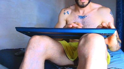 edwuar5 live cam on Cam4